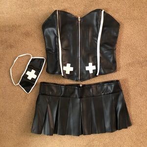 Sexy Nurse Lingerie Outfit - Size M/L - Black/White - Halloween Costume?